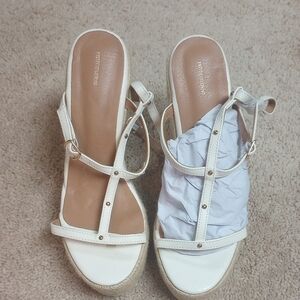 PrettyLittleThing Cream Strappy Sandals